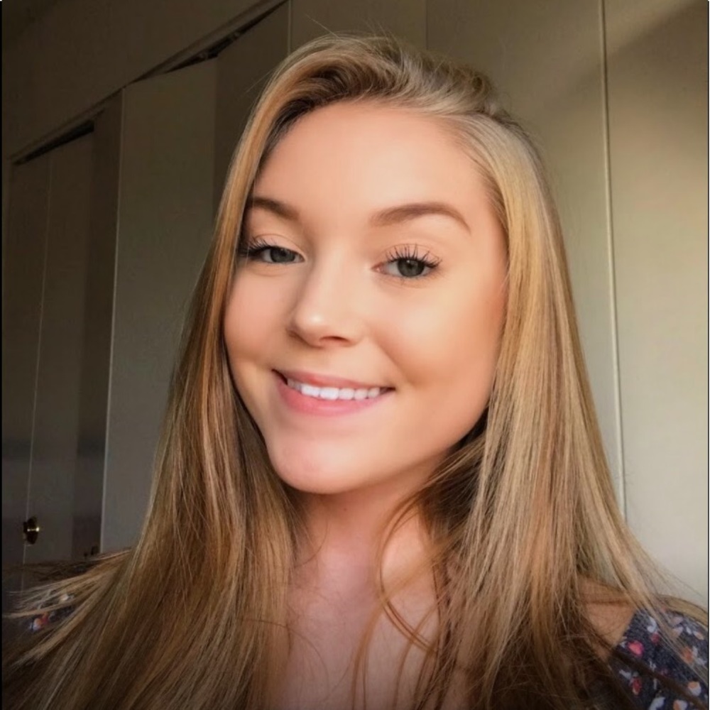 Meet your Posher, Lexie